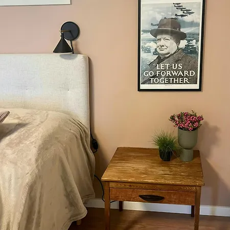 Feriehus Log With Views Of Isefjorden